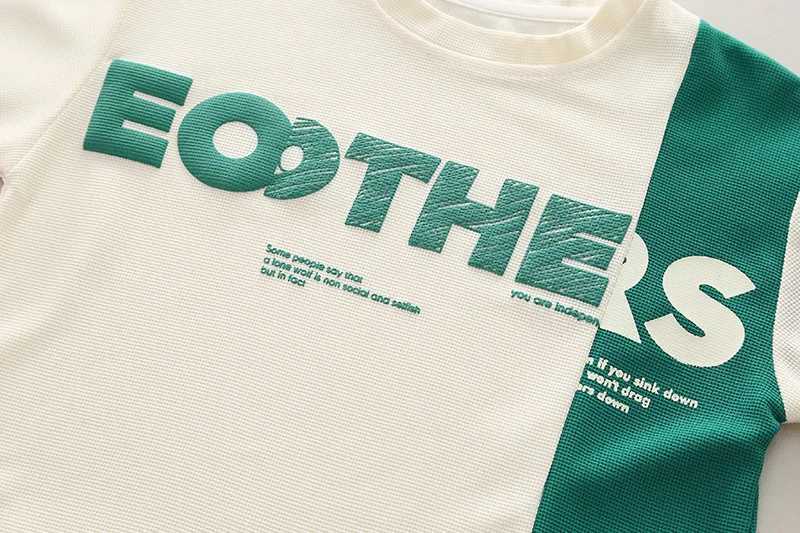 Clothing Sets 2024 Designer Baby Boy 18 Months Old Summer Childrens Clothing Patch Work Letter Short Sleeve T-shirt and Short Sleeve Boys Clothing Set