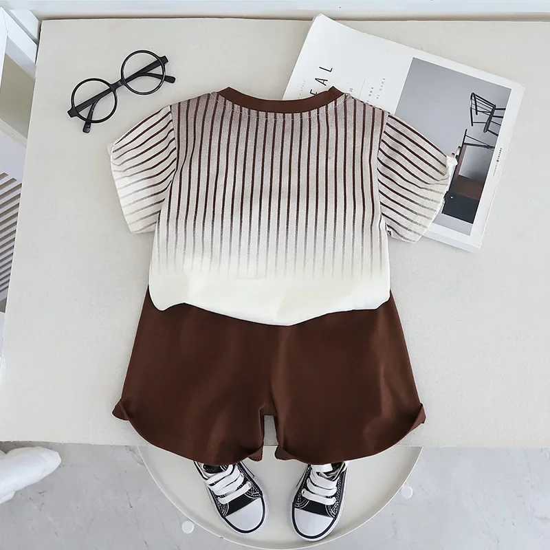 Clothing Sets Summer Baby Boy Clothes Set Children Girls Gradient Tshirt and Shorts 2pc Suit Kid Short Sleeve Top Bottom Teen Outfit TracksuitY241225G