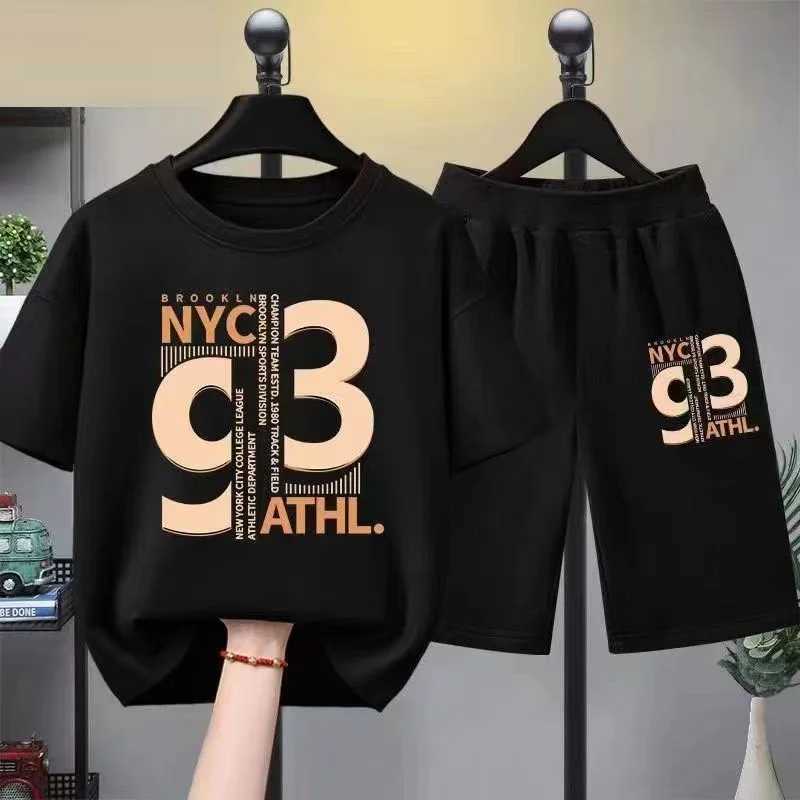 Clothing Sets Summer boys clothing set childrens girls cartoon bear print T-shirt and shorts 2-piece set childrens casual topY241225EHKM