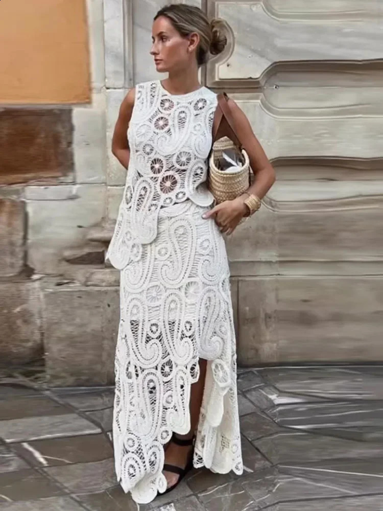 Crochet Knitted Asymmetric Womens Dress Set Chic Oneck Sleeveless Top Short Lining Skirt Suit 2023 Fashion Fairy Sweet Outfits 241220
