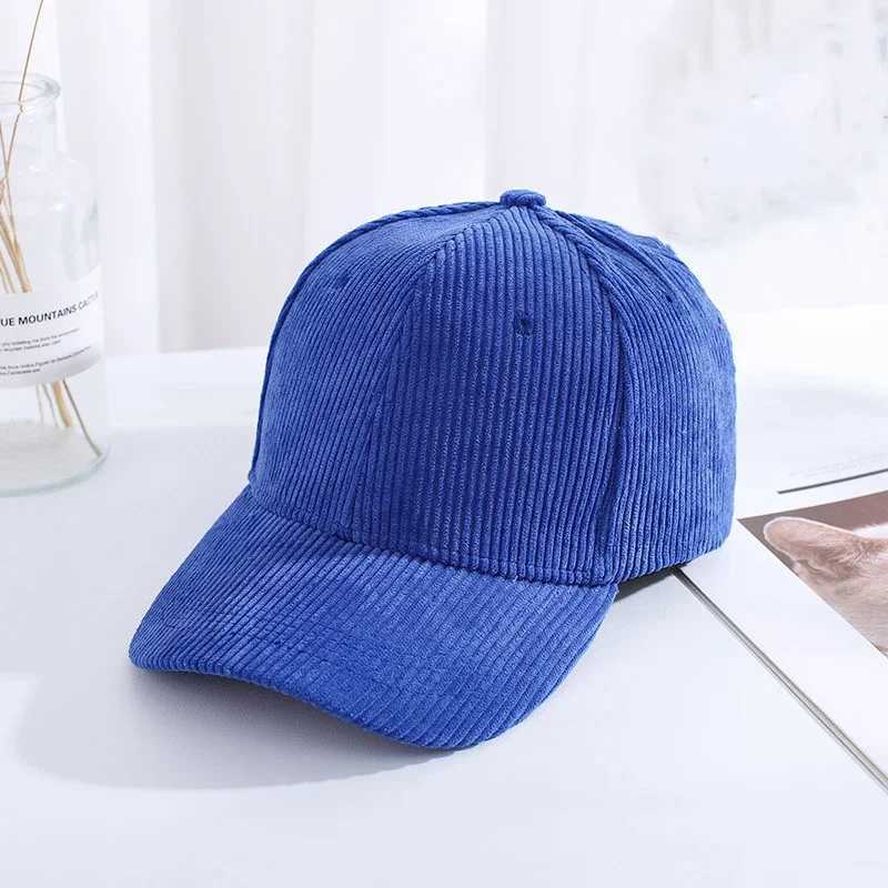 Winter Corduroy baseball cap thick solid casual cap autumn unisex retro hip-hop cap fashionable playful hat W241225