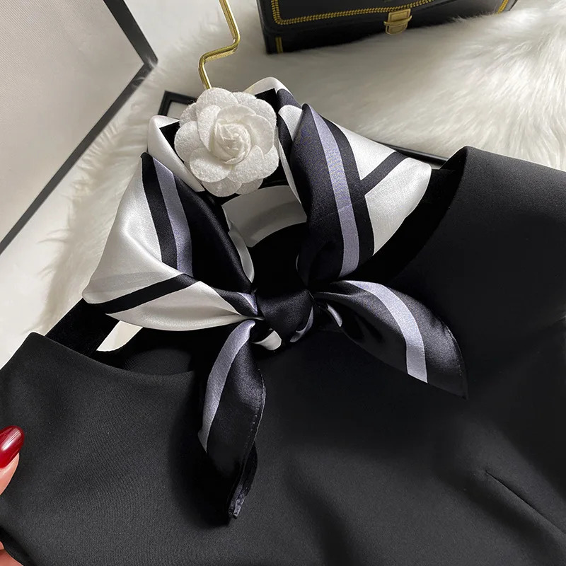 Spring Summer 53CM Silk Square Scarf For Women Joker Elegant faux Mulberry Silk Ladies Scares Letters Printing 241225