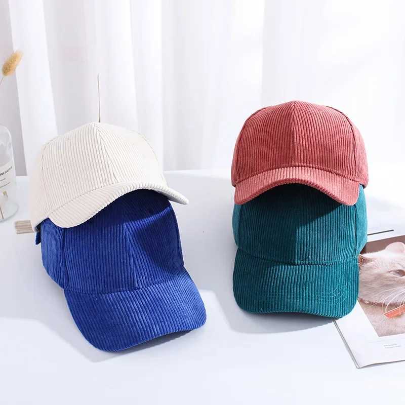Winter Corduroy baseball cap thick solid casual cap autumn unisex retro hip-hop cap fashionable playful hat W241225