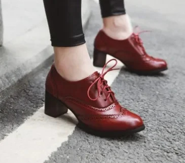 Women Pumps Round Toe 5.5cm Wood Heels Platform Brogue Student Carved Retro Lace-Up Classic Spring 241225