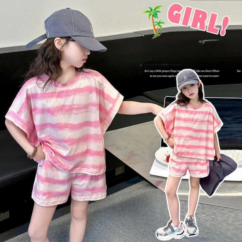 Clothing Sets Summer Baby Girls Clothes Set Pink Stripe Short Sleeve T-shirts and Shorts 2pcs Suit Children Fashion Top Bottom OutfitsY241225ITQN