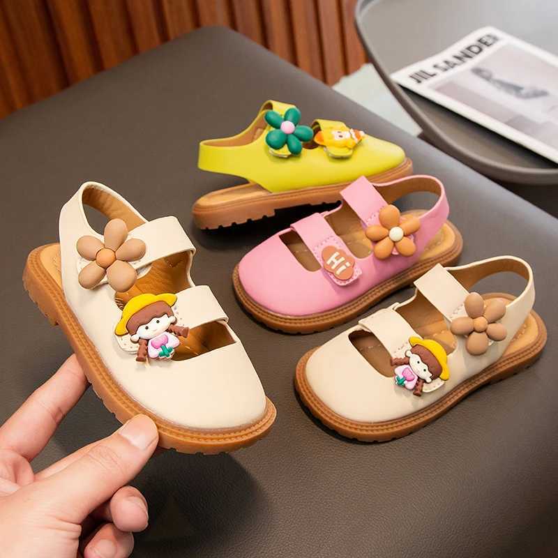 Athletic Outdoor Girls Sandals Summer New Beige Flower Little Girl Shoes Rose Red Soft Bottom Anti-slip Kids Baby Half Sandals Girls Shoes H241223