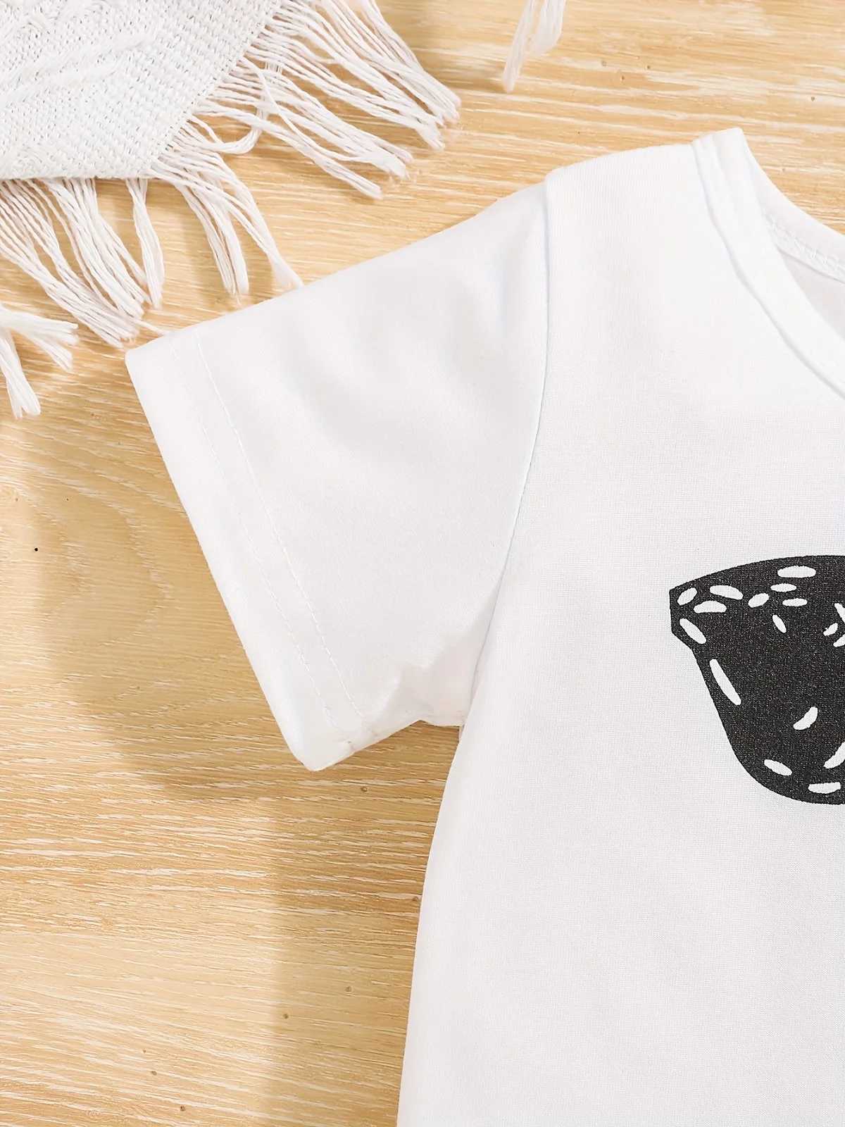 Clothing Sets Summer Baby Girl Clothes Set Children Boy Fashion Print Short Sleeve Tshirts and Short 2pc Suit Kid Top Buttom Outfits TracksuitY241225N