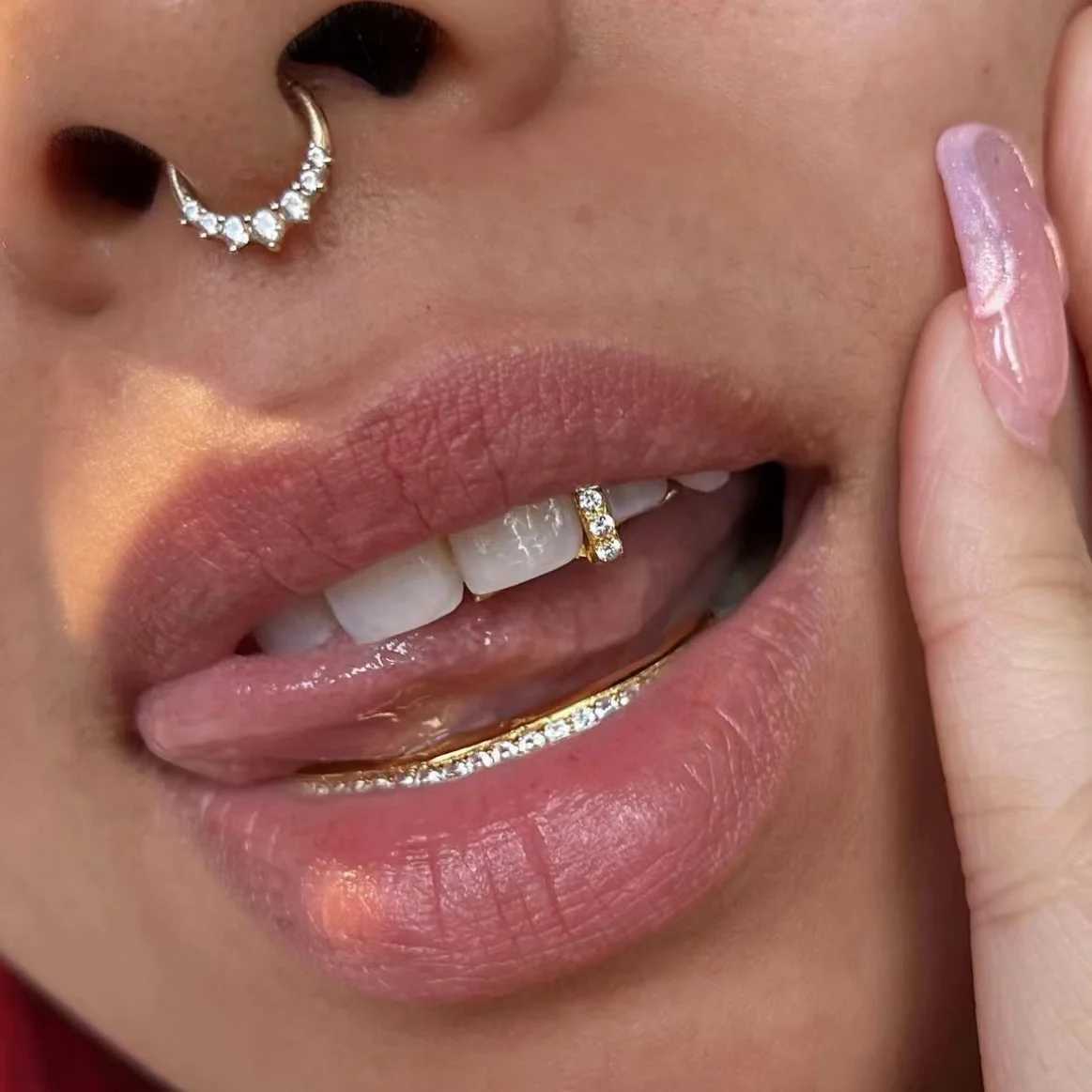 RACHELZ Hip Hop Single Vertical Bar Colorful Zircon Teeth Grill Punk 14K Gold Plated Tooth Cs Decor For Women Men Jewelry GiftXJ241225