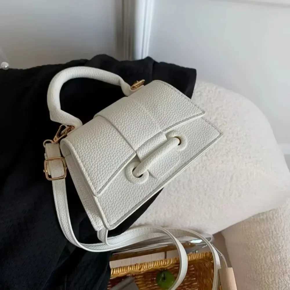 2024 New Fi Womens Versatile Trendy Casual Mini Crossbody Bag Niche Trendy Shoulder BagXJ241225