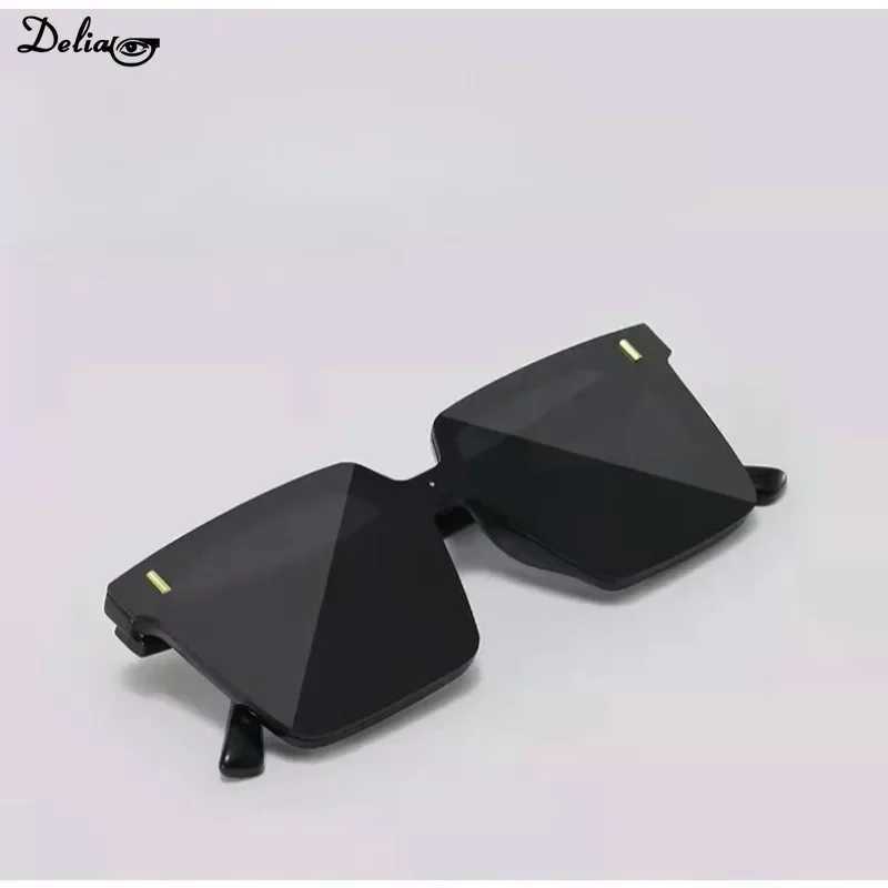 Fashion R Nail Square Sun Frame with Integrated Lens Mens Culture Travel Summer UV Protection Trend Sun X2412251
