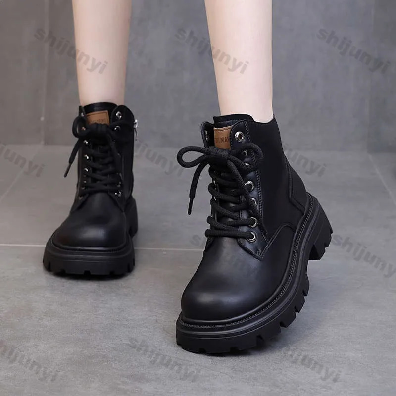 Women Ankle Boots Soft Leather Anti Slip Thick Soled Short Boots2025 Winter British Lace Up Comfort Platform Fashion Boots 241226