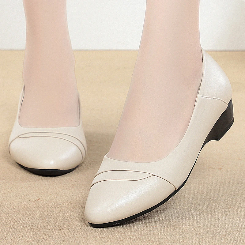 AIYUQI Spring Shoes Women Casual Red Mom Shoes Genuine Leather Non-slip Large Size Women's Shoes