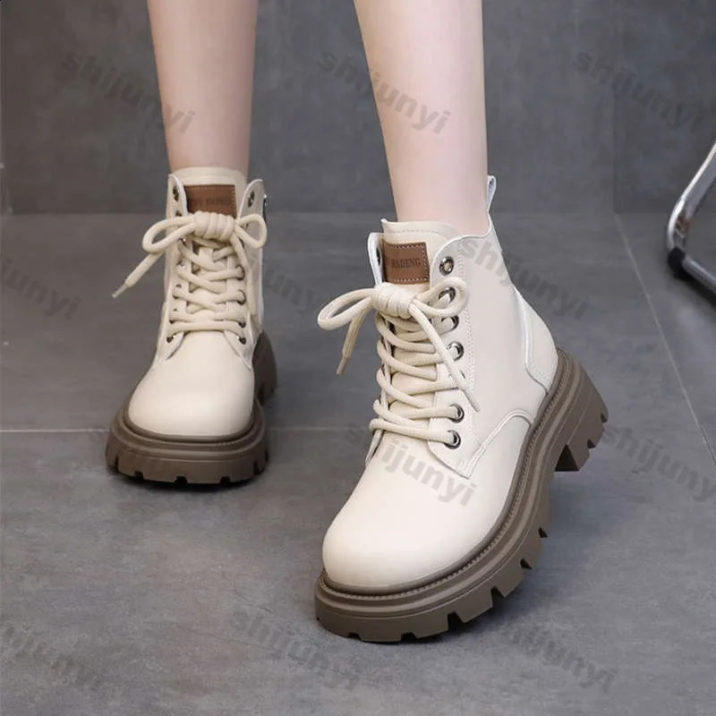 Women Ankle Boots Soft Leather Anti Slip Thick Soled Short Boots2025 Winter British Lace Up Comfort Platform Fashion Boots 241226