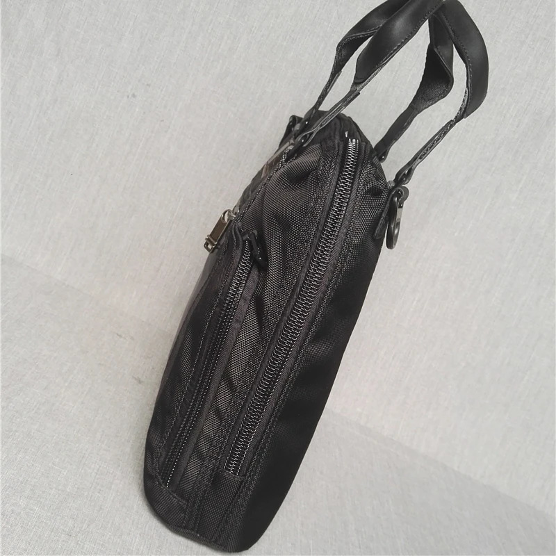 Fashion 14 inch Laptop Briefcase Business Handbag For Men Large Capacity Mens Briefcase 241225