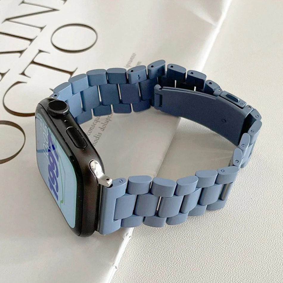 Haze Blue Magnetic Silicone Metal Strap For Watch Band S10 9 8 7 6 SE 5 4 38/40/41/42/44/45/46/49mm Bracelet 241220