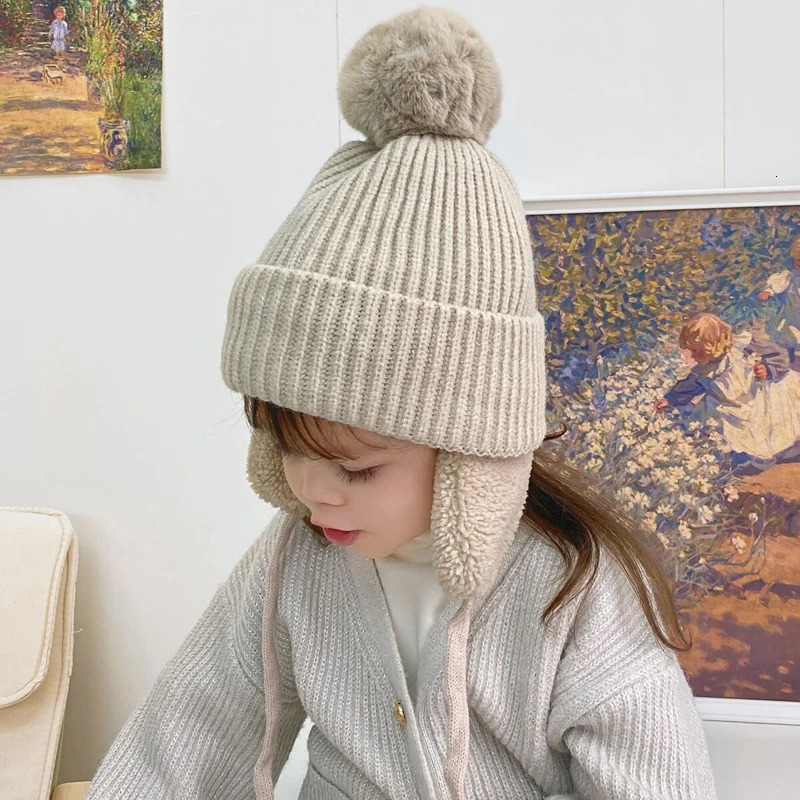 Fur Ball Baby Winter Hat with Earflap Skiing Infant Bonnet Plush Lining Knitted Kids Beanie Children Cap Accessories 26Y 241225