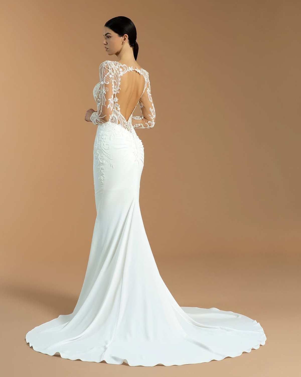Sexy Mermaid Wedding Dresses V-Neck Backless Long Sleeve Lace Up Appliques Embroidery Bridal Gowns Sweep Train Custom Made Vestidos De Novia