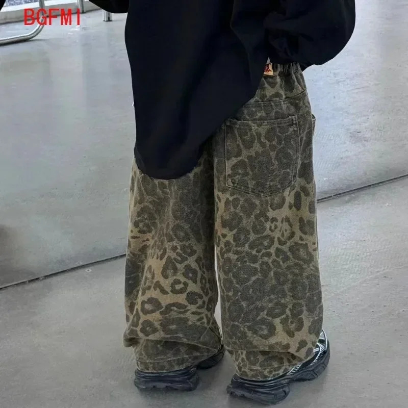 Boys Spring Autumn Korean Childrens Black Letter Sweatshirt Leopard Vintage Denim Loose Pants Girl Kid Fashion 2pcs Set 241225