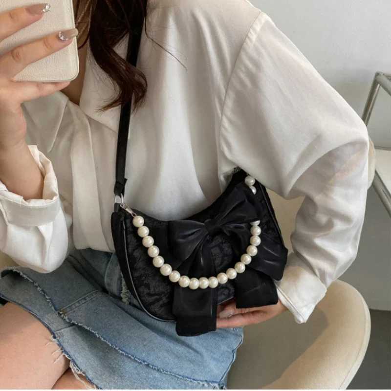 Pearl Female Bag Luxury Designer Handbag Bow Crossbody Bags Fi Canvas Womens 2024 Trend Shoulder bag PursesXJ241225