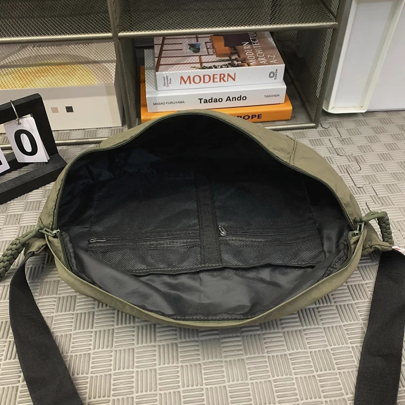 Large capacity mens waist bag Fanny bag Street hip-hop waist bag Casual unisex cross body chest bag Outdoor nylon strap bag 241223