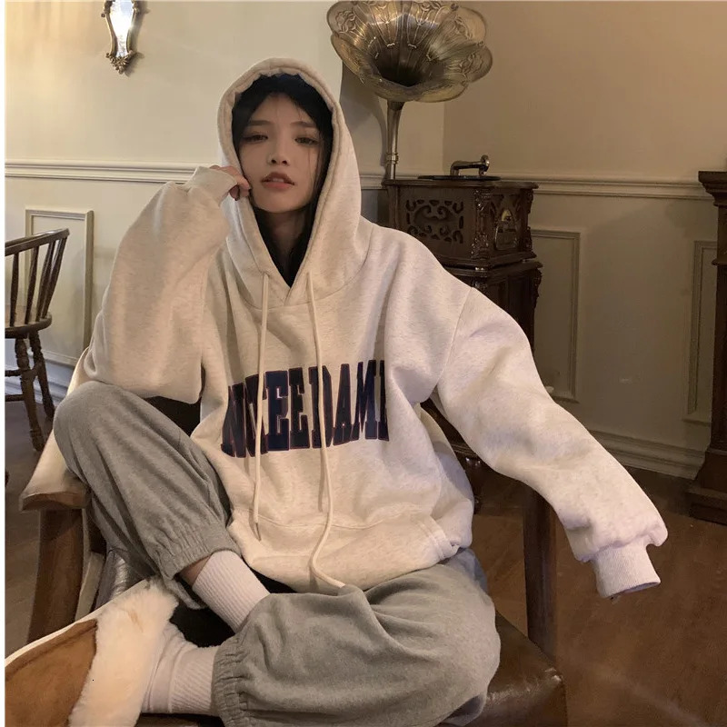 Velvet Hooded Sweatshirt for Women Oversized Printed Shirt American Retro Loose Top Trend 241223