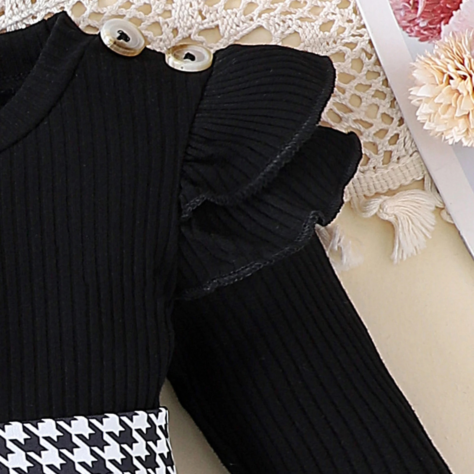 Vintage Spring born Baby Girls Clothing Sets Plaid Print Long Sleeve Ribbed Patchwork Jumpsuits SkirtsSocksHeadband Outfits 241225