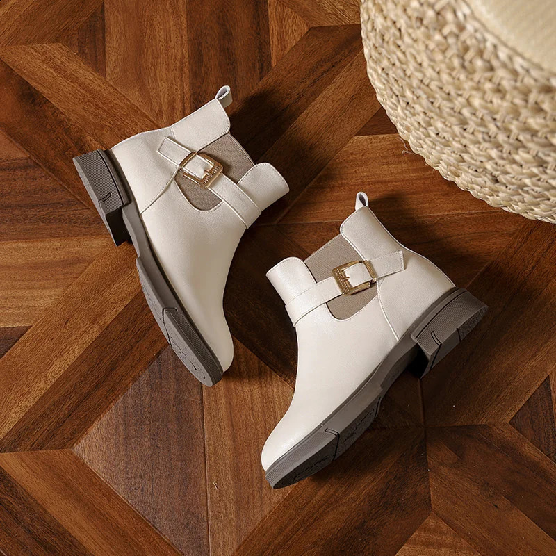 Autumn Winter Warm Thick Sole Anti-slip Lady Buckle Round Toe Solid Leather Boots Fashion Elegant Short Cotton Boots 241226