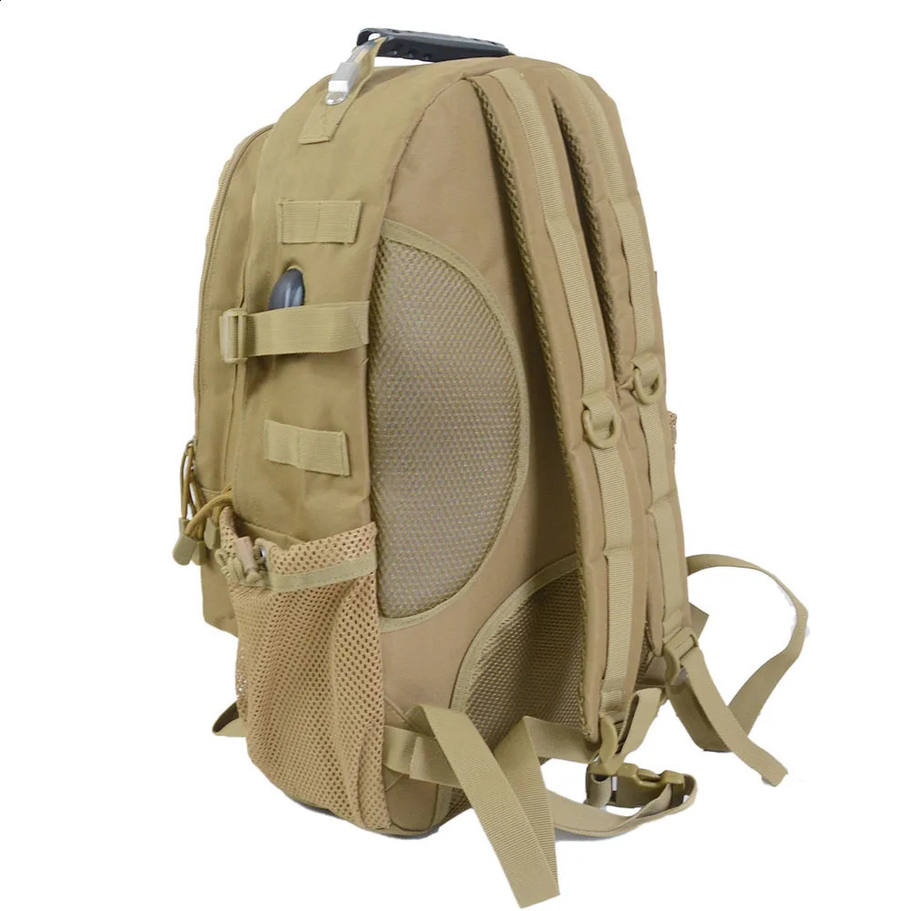 Large capacity outdoor shoulder men and women travel multi-functional camouflage tactical backpack scratch hiking bag 241226