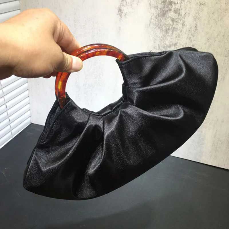 High Quality Elegant Womens Wallet Handbag Luxury Designer Wedding Party Clutch Wallet Womens Top Handbag Wrinkle Wrist T241225