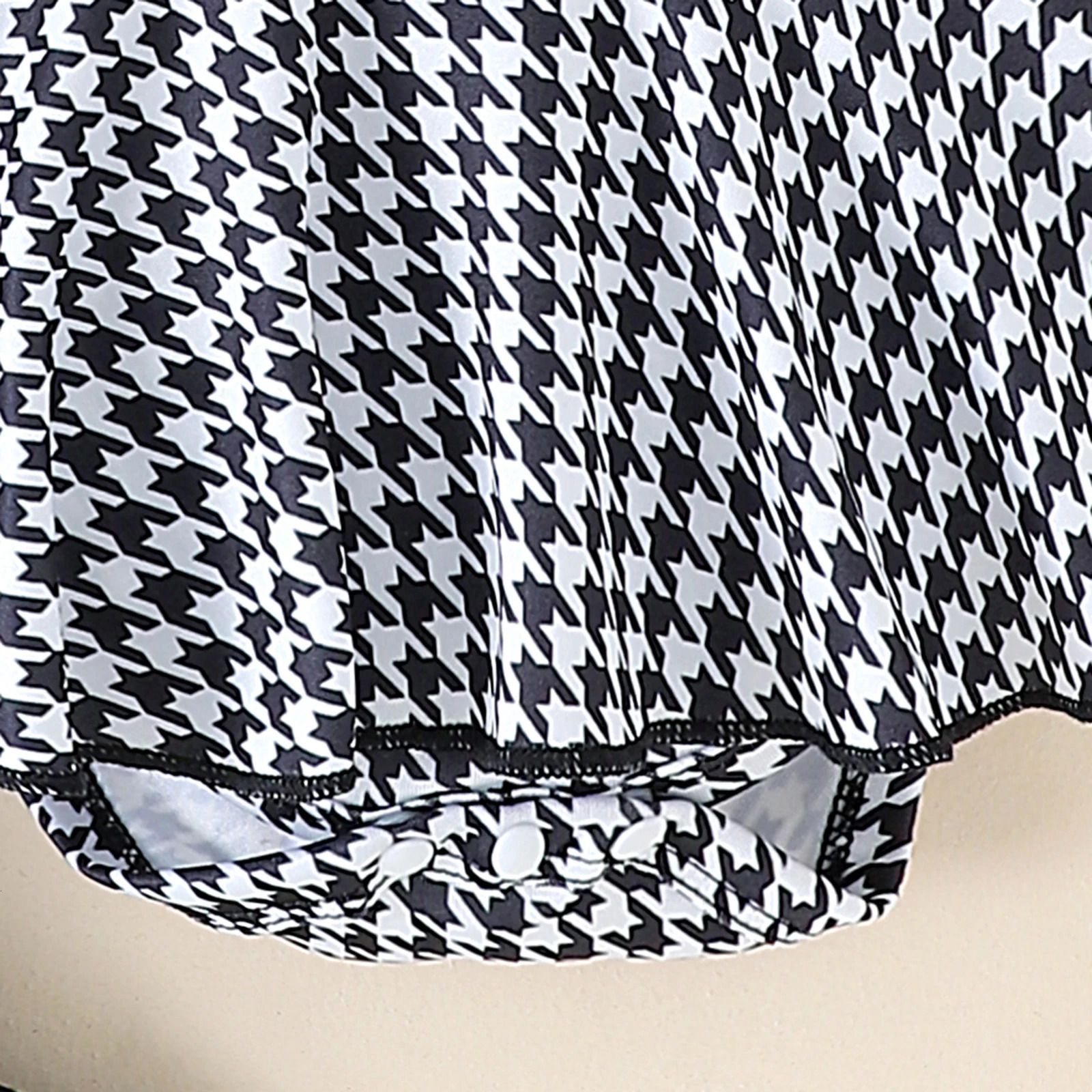 Vintage Spring born Baby Girls Clothing Sets Plaid Print Long Sleeve Ribbed Patchwork Jumpsuits SkirtsSocksHeadband Outfits 241225