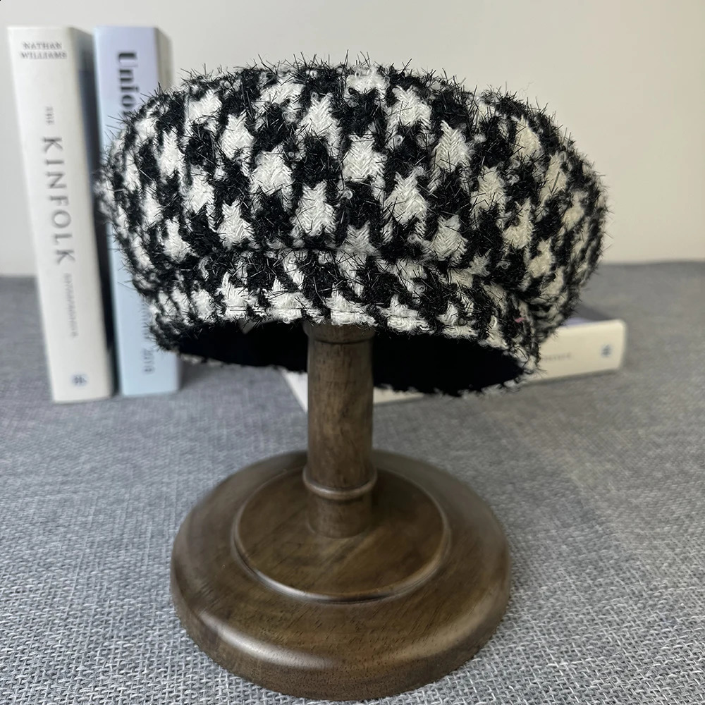 Wool Berets Red Black Plaid Vintage Autumn Winter French Octagonal Peaked Hats Painter Hat Street Women Girl Caps FDM09 241226