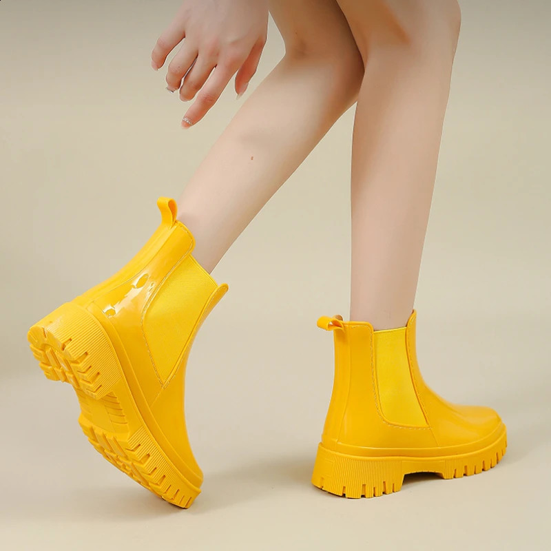 Rain Shoes Women Waterproof Boots Chelsea Chunky Galoshes Garden Work Rubber Boot Female Oil-proof Non-slip Kitchen Footwear 241226