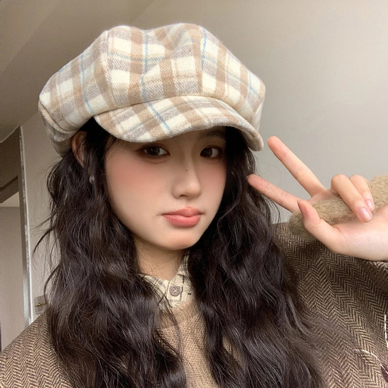 Ins Fashion Color Matching Plaid Wool Berets Cap for Women Show Face Small Winter Casual Warmth Versatile Retro sboy Hat 241226
