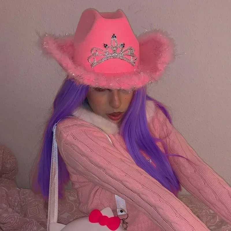 2024 Pink Feather Western Cowboy Hat Womens UK Retro Jazz Cs Theme Party Halloween Carnival Hat Wide Brown Wool Felt Hat W241225