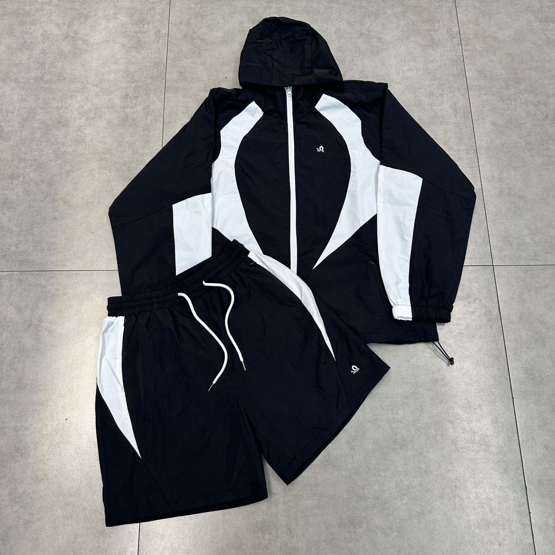 Men's Designer Tracksuit with Embroidered Letter Puffer Jacket & Windproof Quick-Dry Shorts - 2024 Breathable Two Piece Set