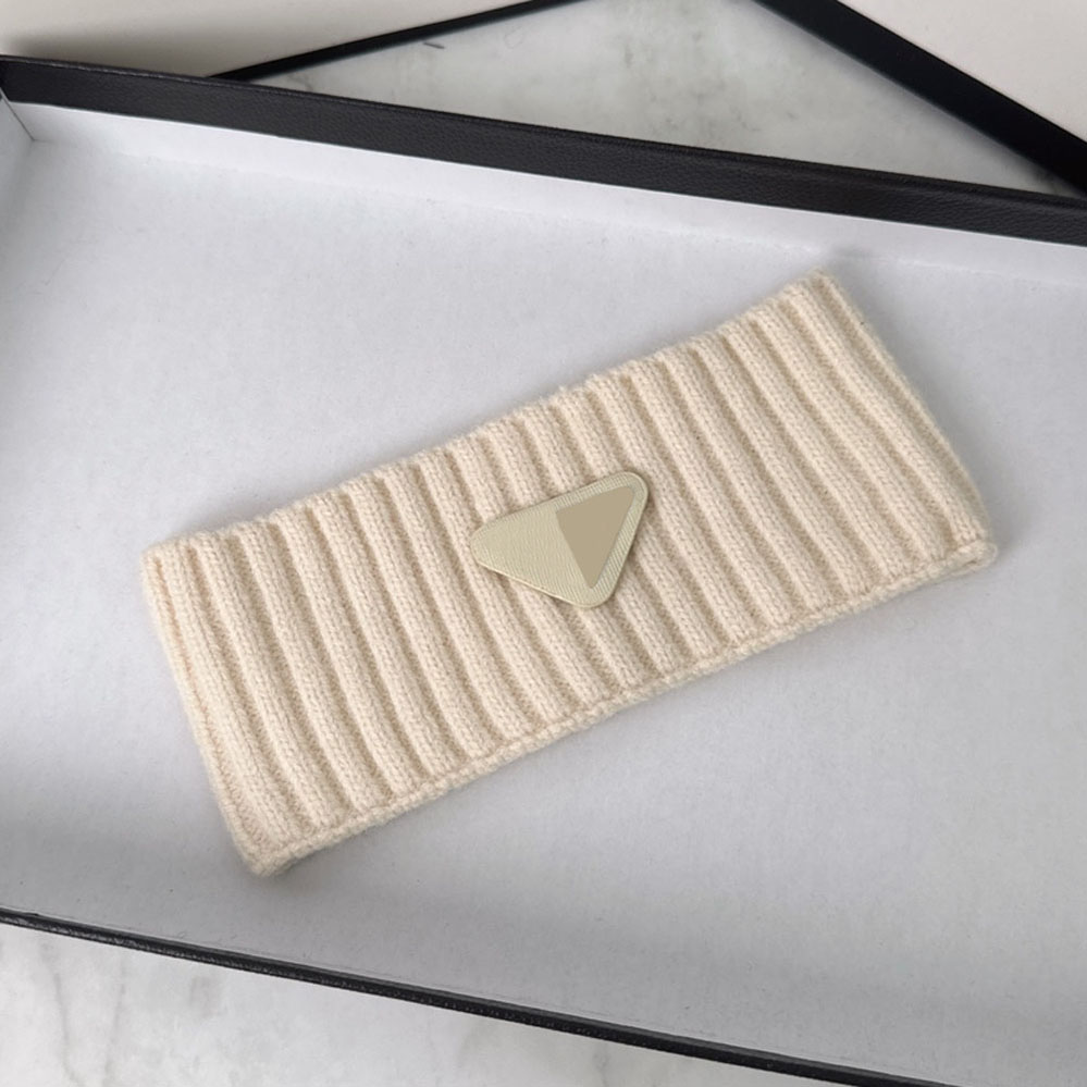 Design Hand Wool Knitting Headbands HairBands for Women Triangle Letter Headband Elastic Yoga Sports Fitness HeadWrap HairJewelry Christmas Gift