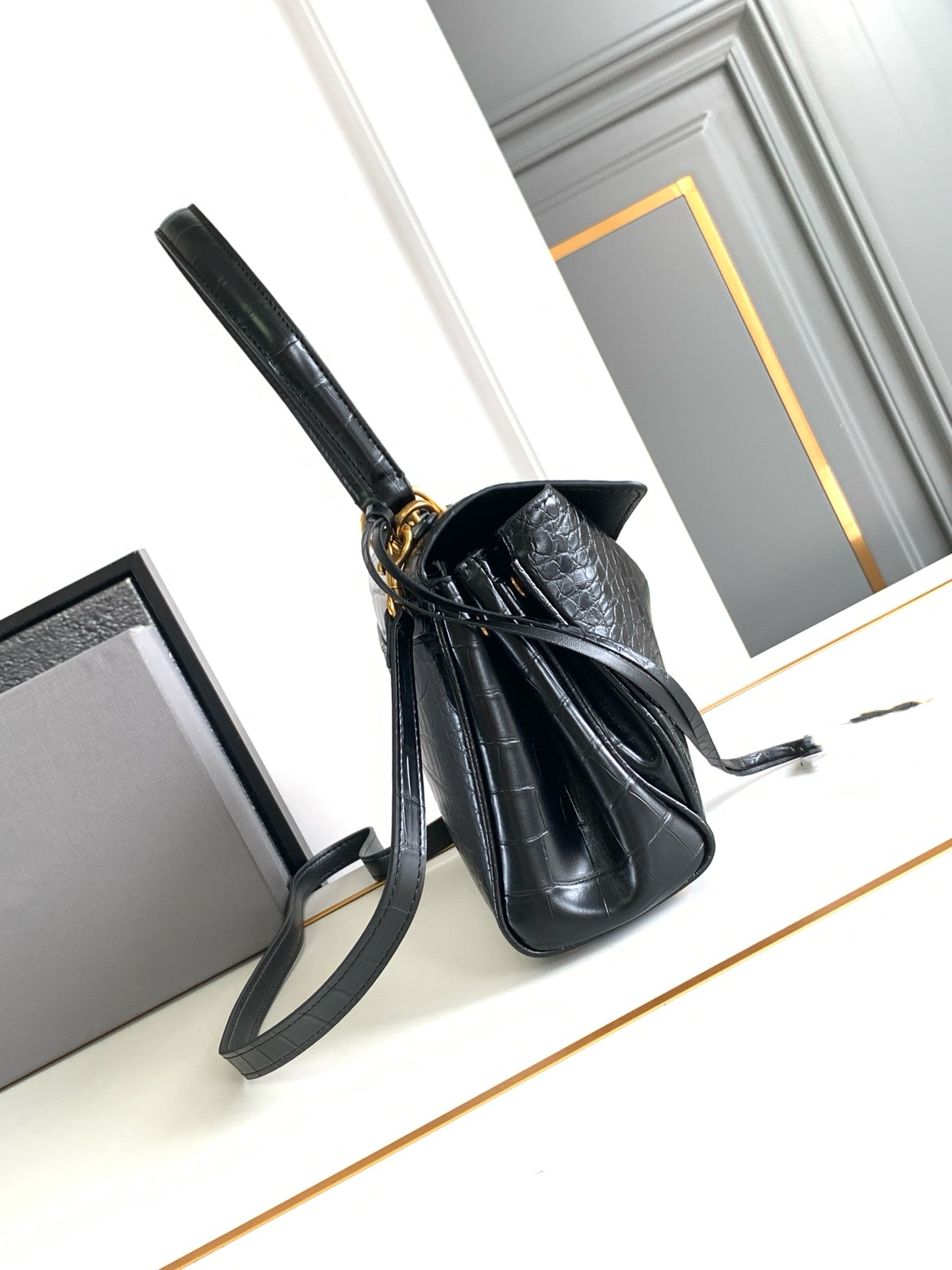 Leather Dumplings bag Luxe Calfskin Handbag Designer bag Cowhide Wide Strap Tote bag Women Paris High-end women