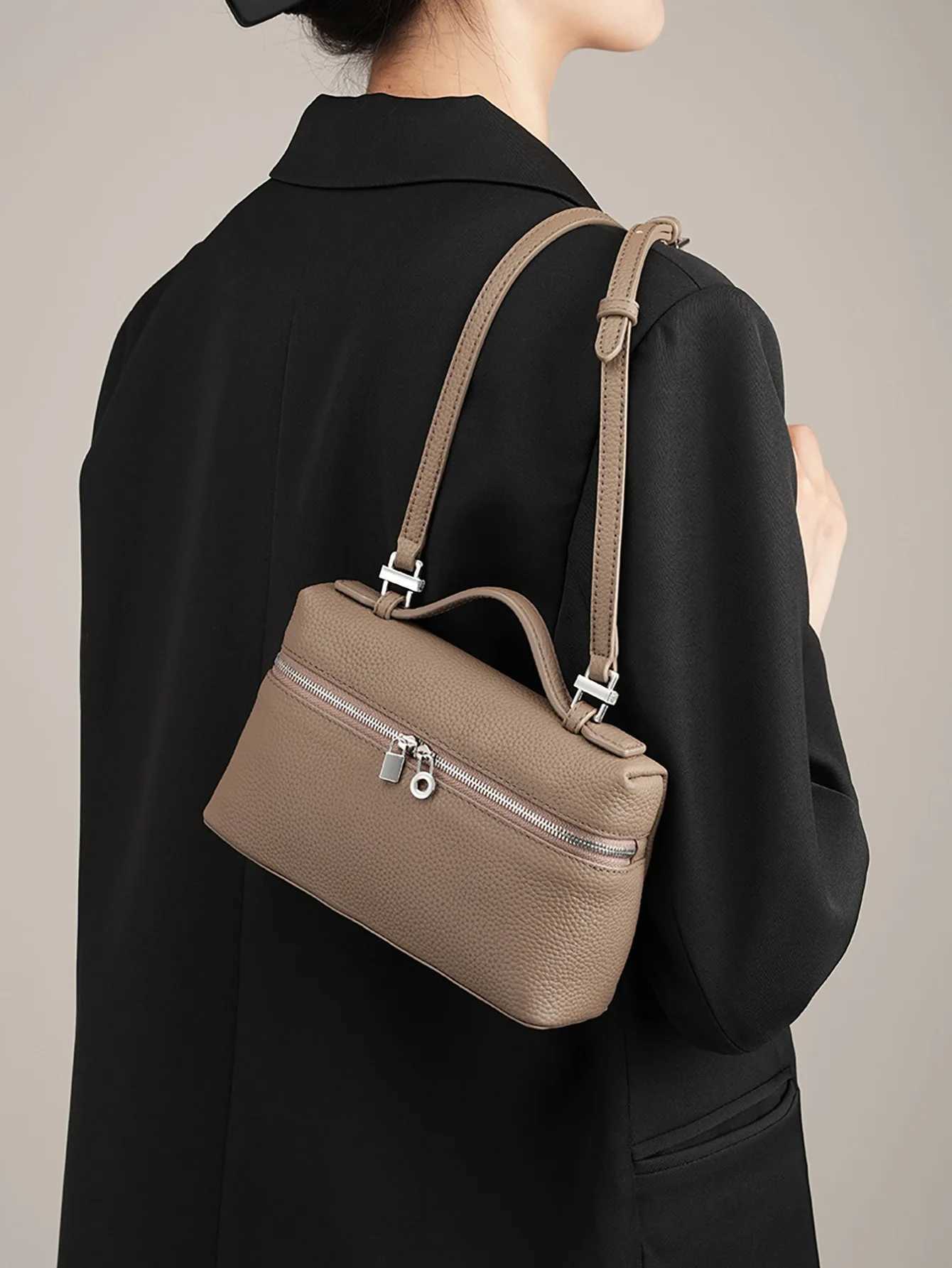 New Womens Handbags Large Capacity Shoulder Bags Fi Small Crossbody Bags Hard Pu Leather Messenger Bags Handbags for WomenXJ241225