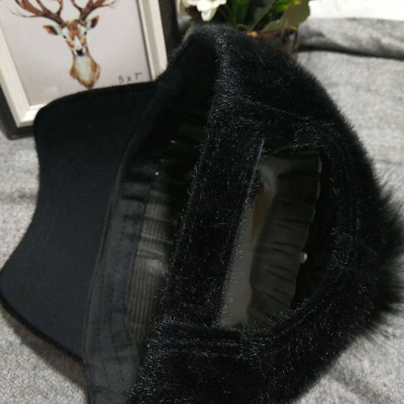 Autumn Winter Warm Baseball Cap Women Rhinestone Letter Pompom Hip Hop Caps Ladies Girls Fur Ball Casual Sun Hats 241226