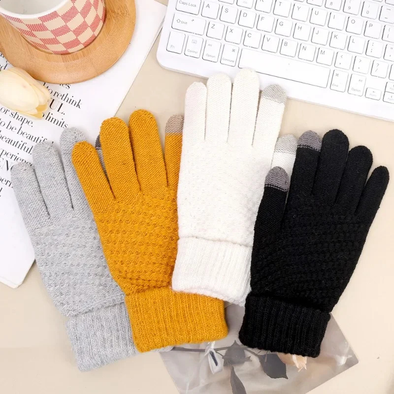 Knitted Woolen Five Finger Gloves Autumn Winter Plush Pineapple Patterned Cold-proof Slide The Screen Riding Warm Wool Mittens 241226