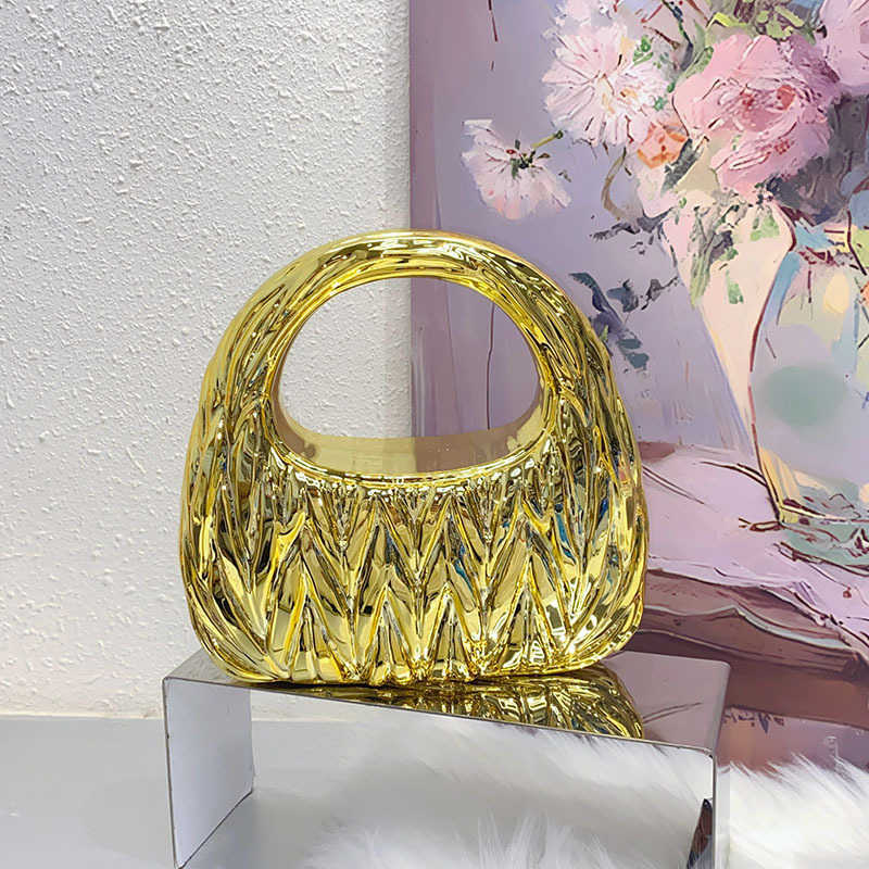 Creative Acrylic Bag Fashionable Pleated Cloud Evening Bags Versatile Light Luxury Personalized Banquet Handbag 241226