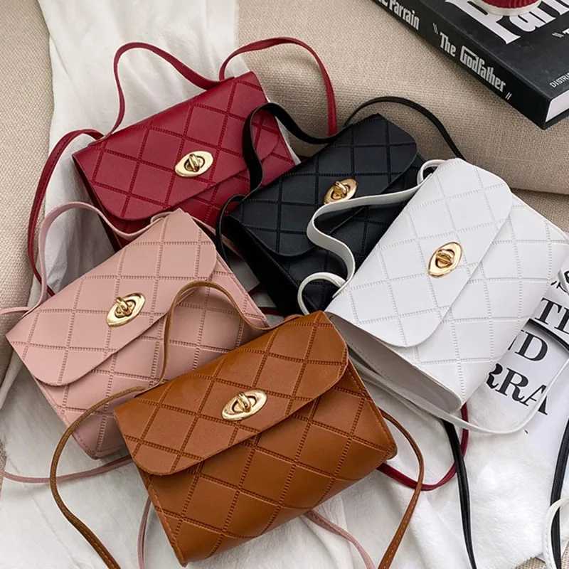 Womens Handbags Striped Square Fresh Age Reducing High Capacity Fine Texture Soft Comfortable Females Crossbody BagXJ241225