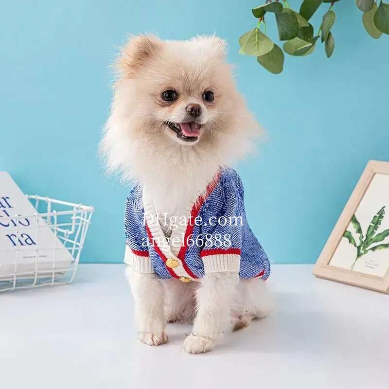 Winter Fashion Designer Clothes Jacquard Letter Pattern Soft Dog Puppy Pet Casual Clothing Cardigan Sweater Knitted Coat