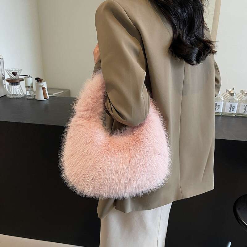 Autumn Winter New High Beauty Woolen For Women, Popular Plush Bag, Premium, Small And Versatile Handheld Bag