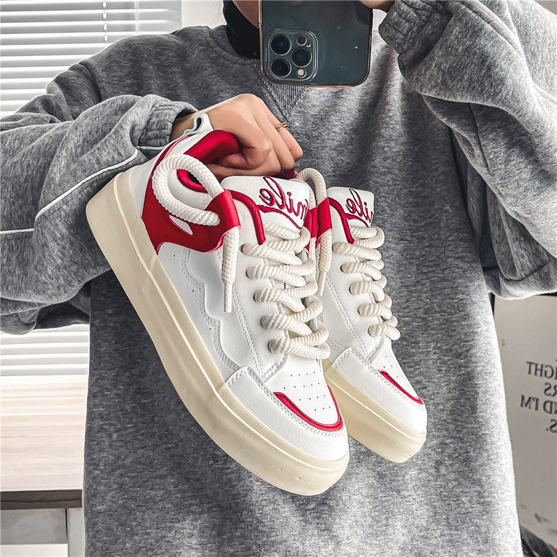 Men Casual Fashion Hot Sale Leisure Skateboard Shoes Thick Sole Niche Design Trendy Triple Beige Red fashion