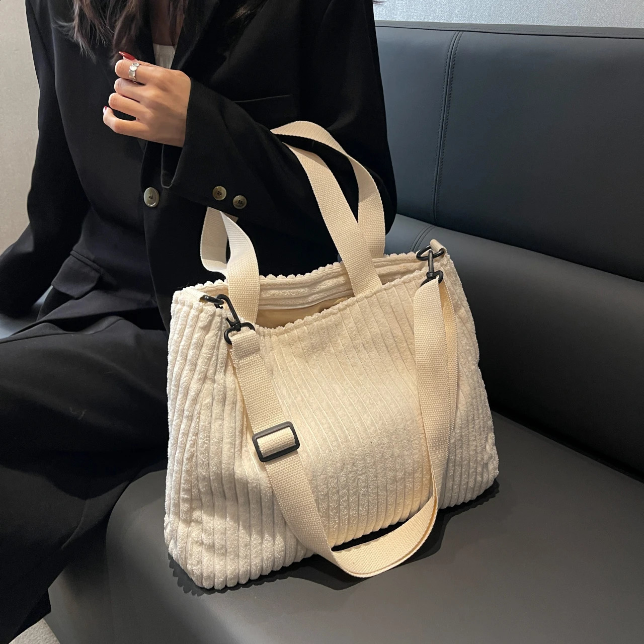 Fuzzy Soft Plush Fluffy Shoulder Tote Bag For Girls Women College Students Rookies241226