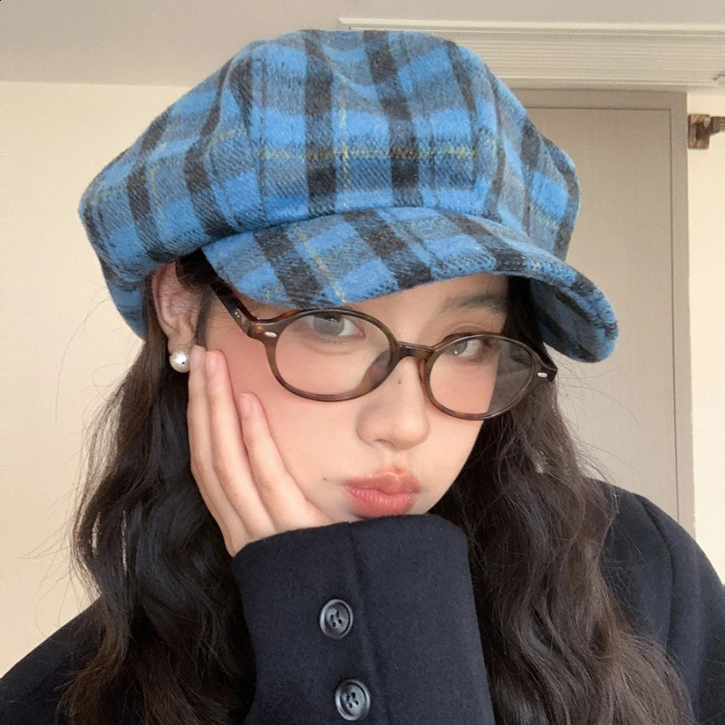 Ins Fashion Color Matching Plaid Wool Berets Cap for Women Show Face Small Winter Casual Warmth Versatile Retro sboy Hat 241226