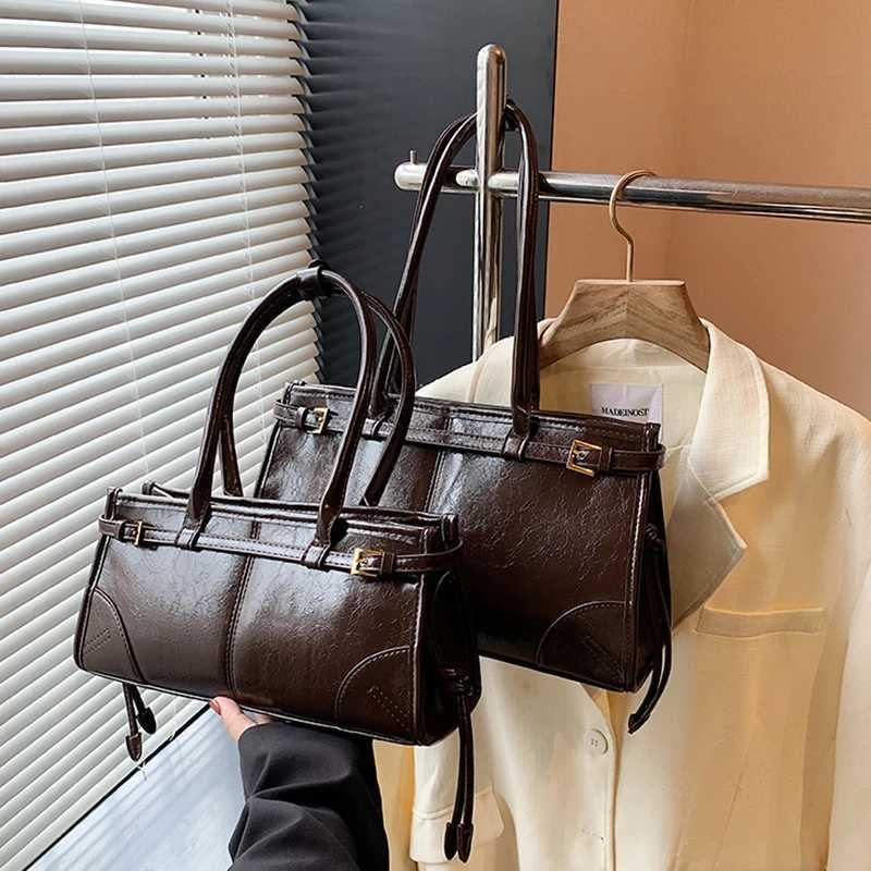 New Fi Y2k Underwear Bag Womens Shoe Bag Handbag Handbag and Wallet High end Burgundy Oil Wax Leather Bag Y241225