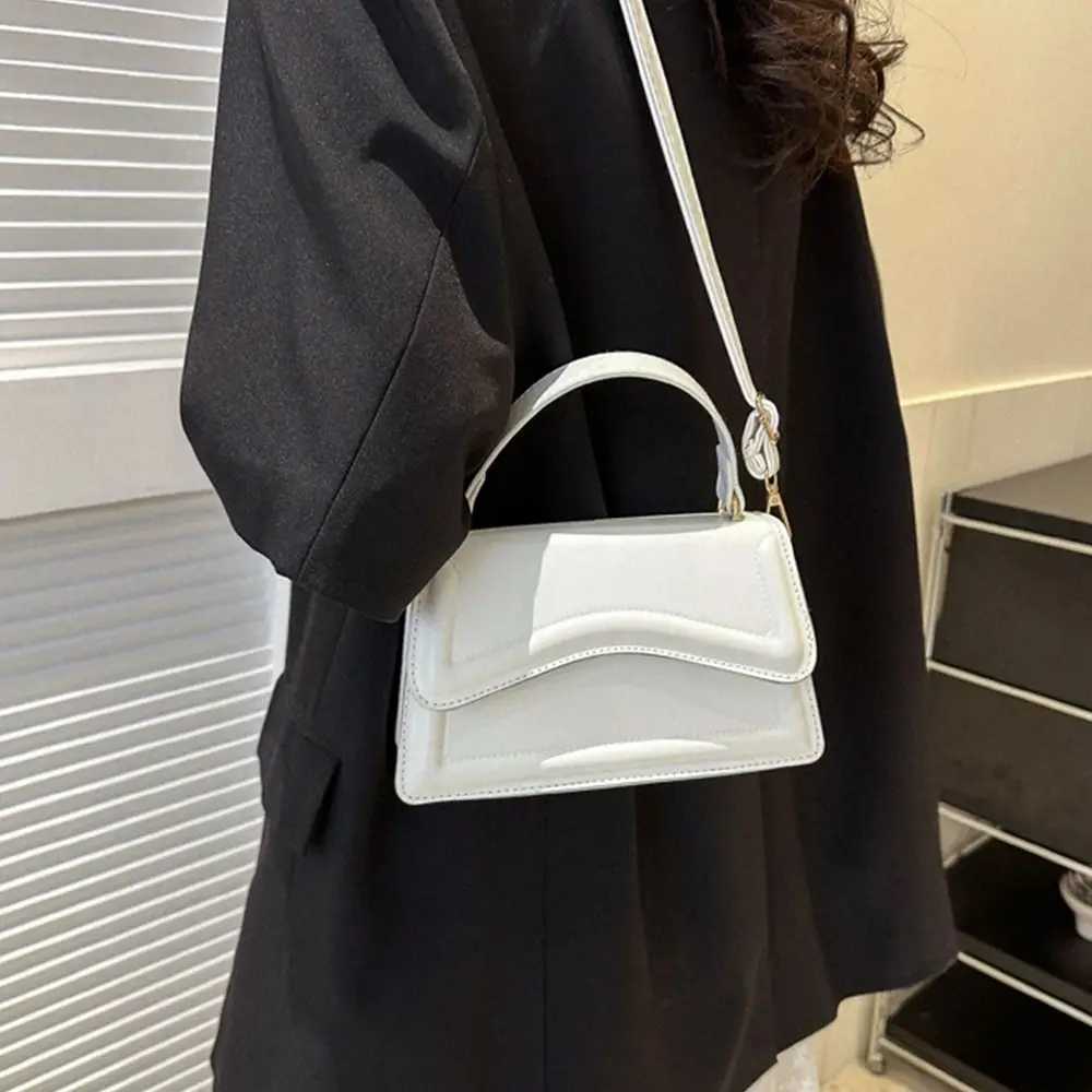 Fi PU Leather Messenger Shoulder Bag Ladies Solid Color Handbags Leisure Stylish Crossbody Bags For Women Shoulder BagXJ241225