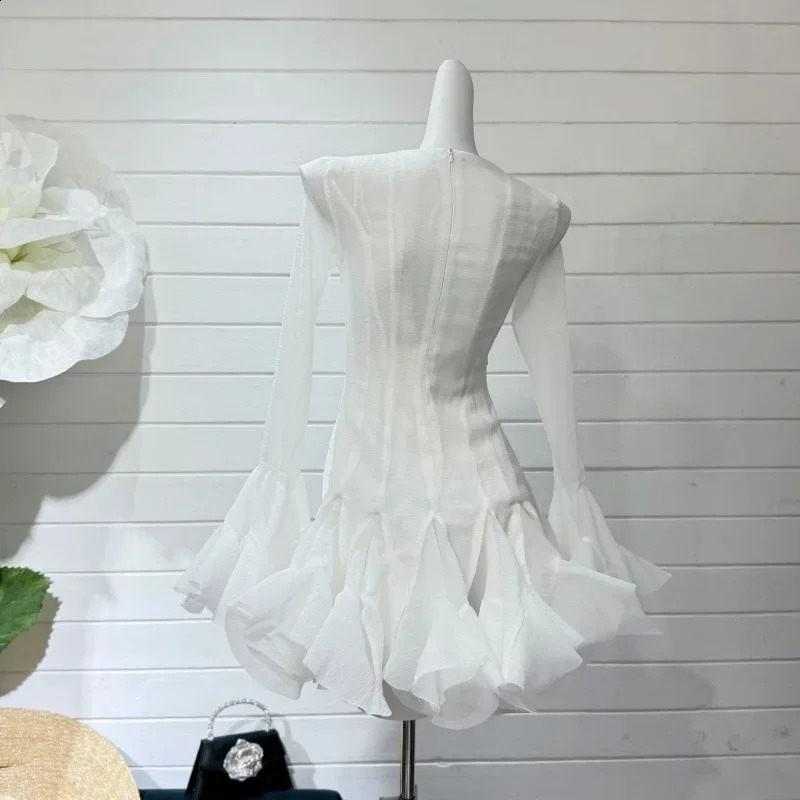 Tailor-made Slimming Long Sleeve Dress For Women Age-reducing Waist-fitted French Style Adult Gift Dress For Romantic Occasions 241217